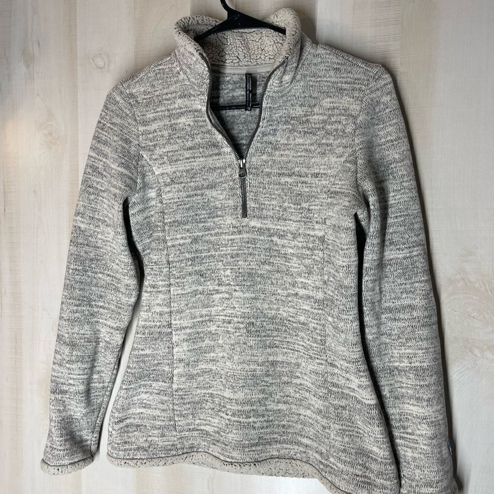 Kuhl gray fleece long sleeve pullover, size small